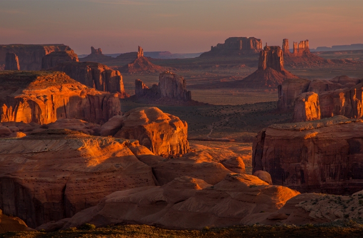 Monument Valley 13-2504.jpg